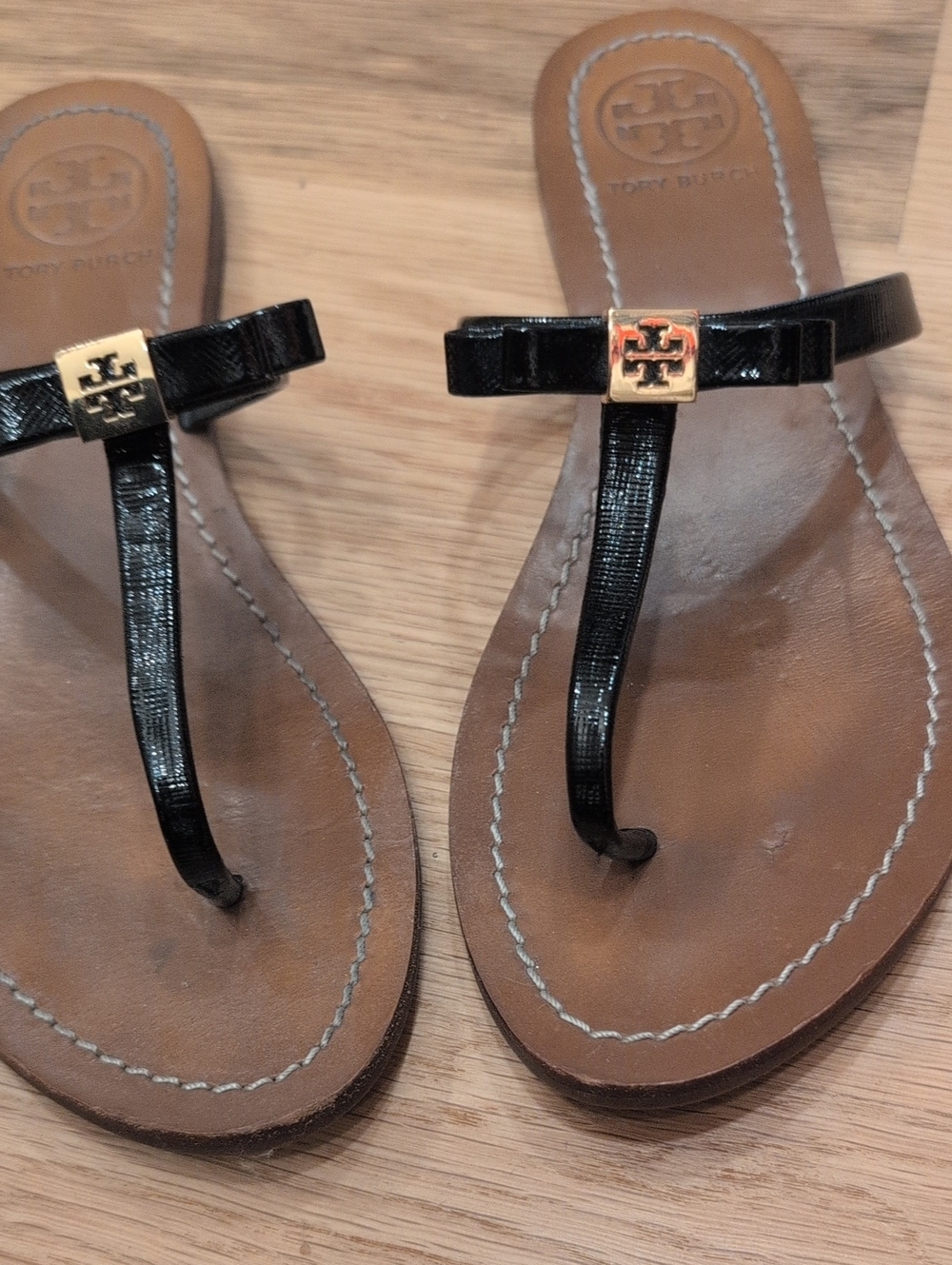 Tory Burch Black Patent Leather T-Strap Sandals with Gold Logo